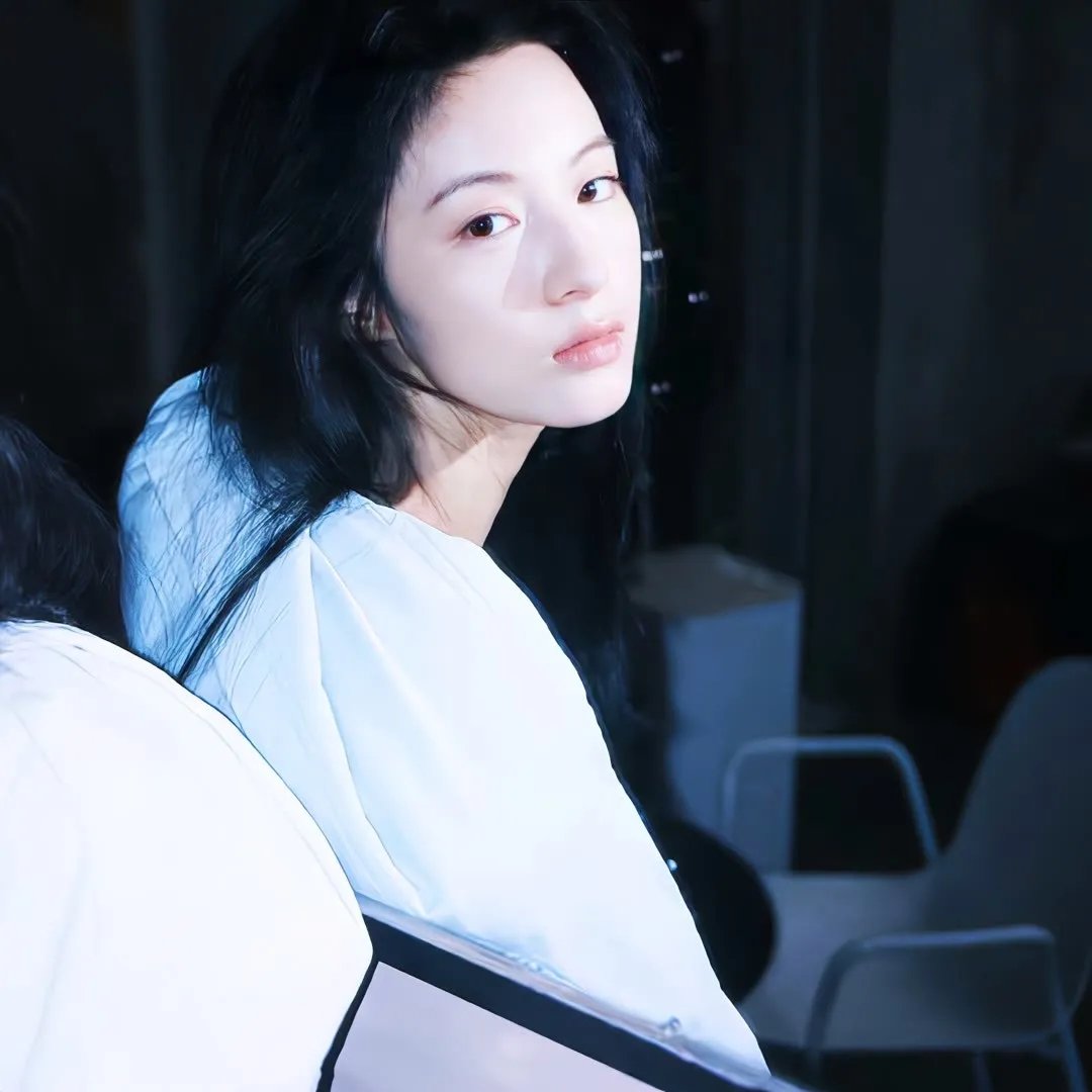 珍妮，日与夜